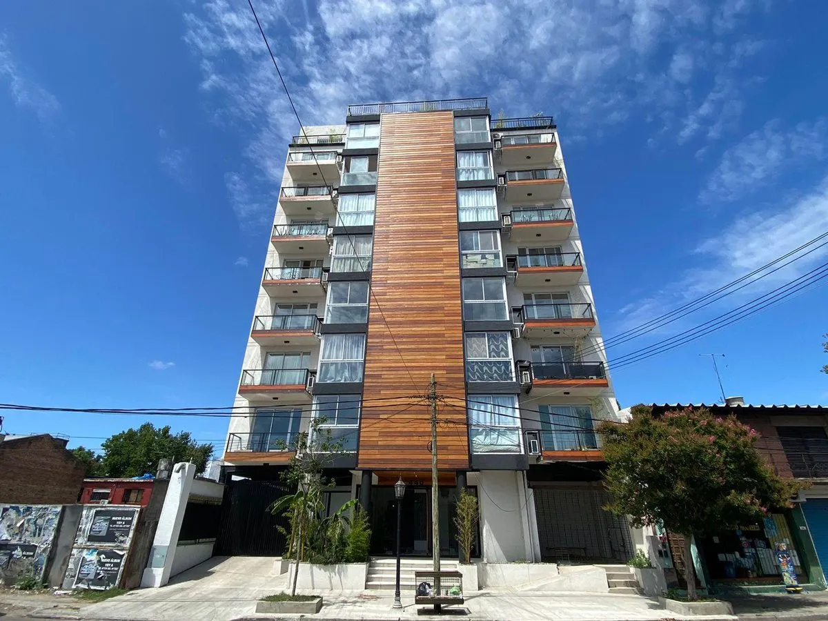 Two-room apartment with parking in Tigre