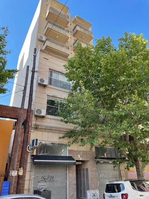 Front-facing studio apartment in Ramos Mejía