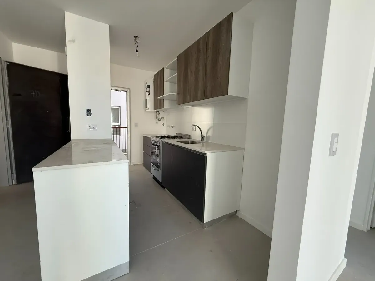Departamento de 3 ambientes a estrenar en San Martín Centro