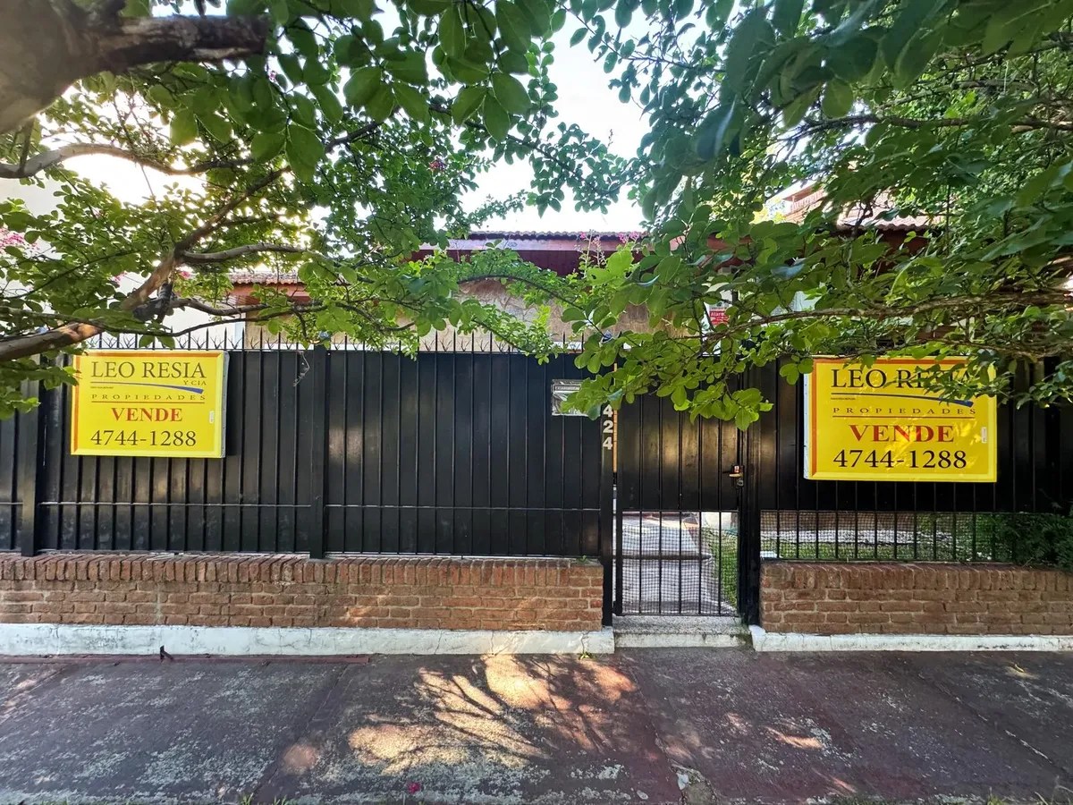 Three-bedroom single-storey house in Victoria, Punta Chica