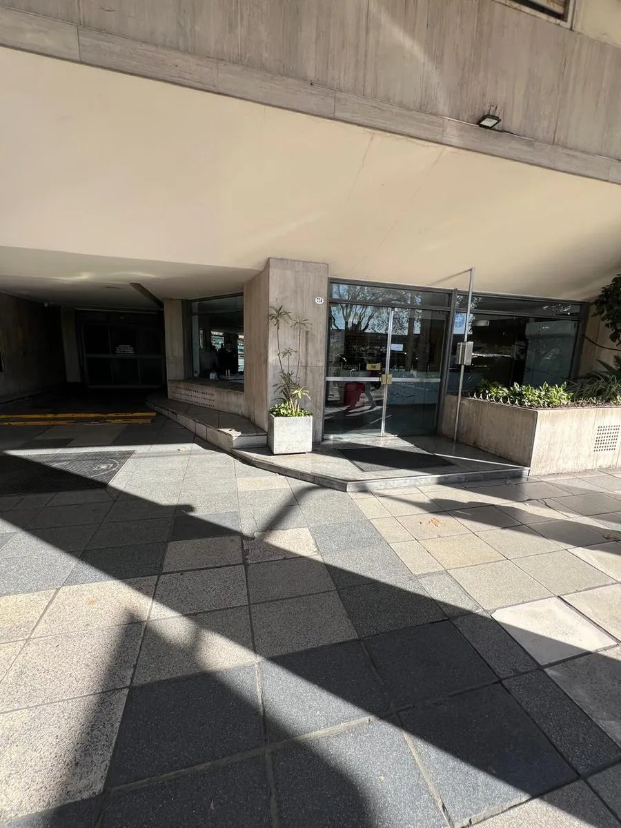 Kitnet mobiliada com vista para o rio em Retiro