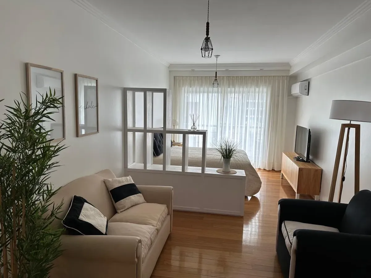 Furnished studio apartment in Recoleta