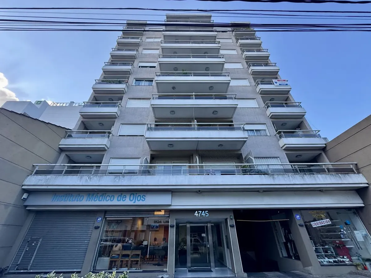 Студия в Tres de Febrero с балконом и парковочным местом