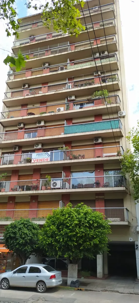 Alquiler Departamento De Categoría 3 Ambientes En Edificio Esmeralda