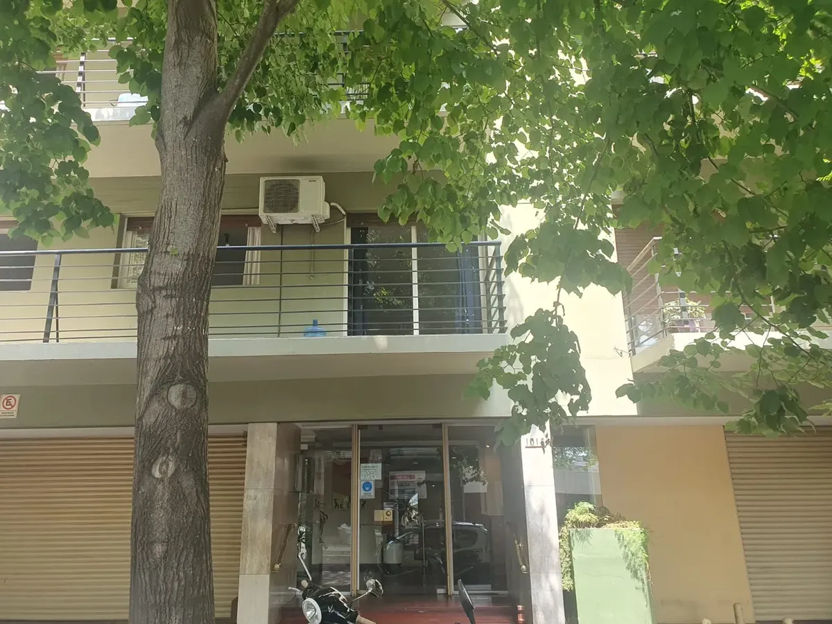 Two-bedroom apartment on Av. 51 in La Plata