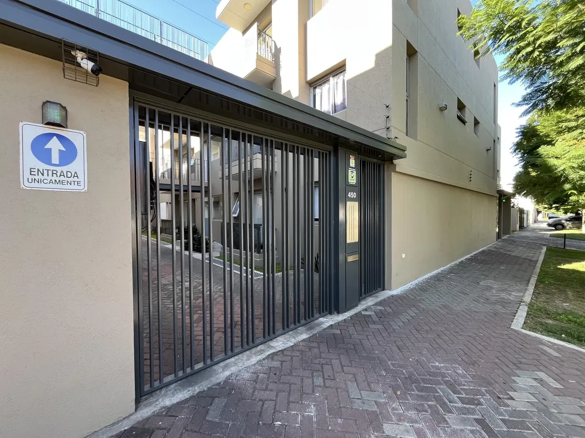 Monoambiente en planta baja en Lomas de Zamora