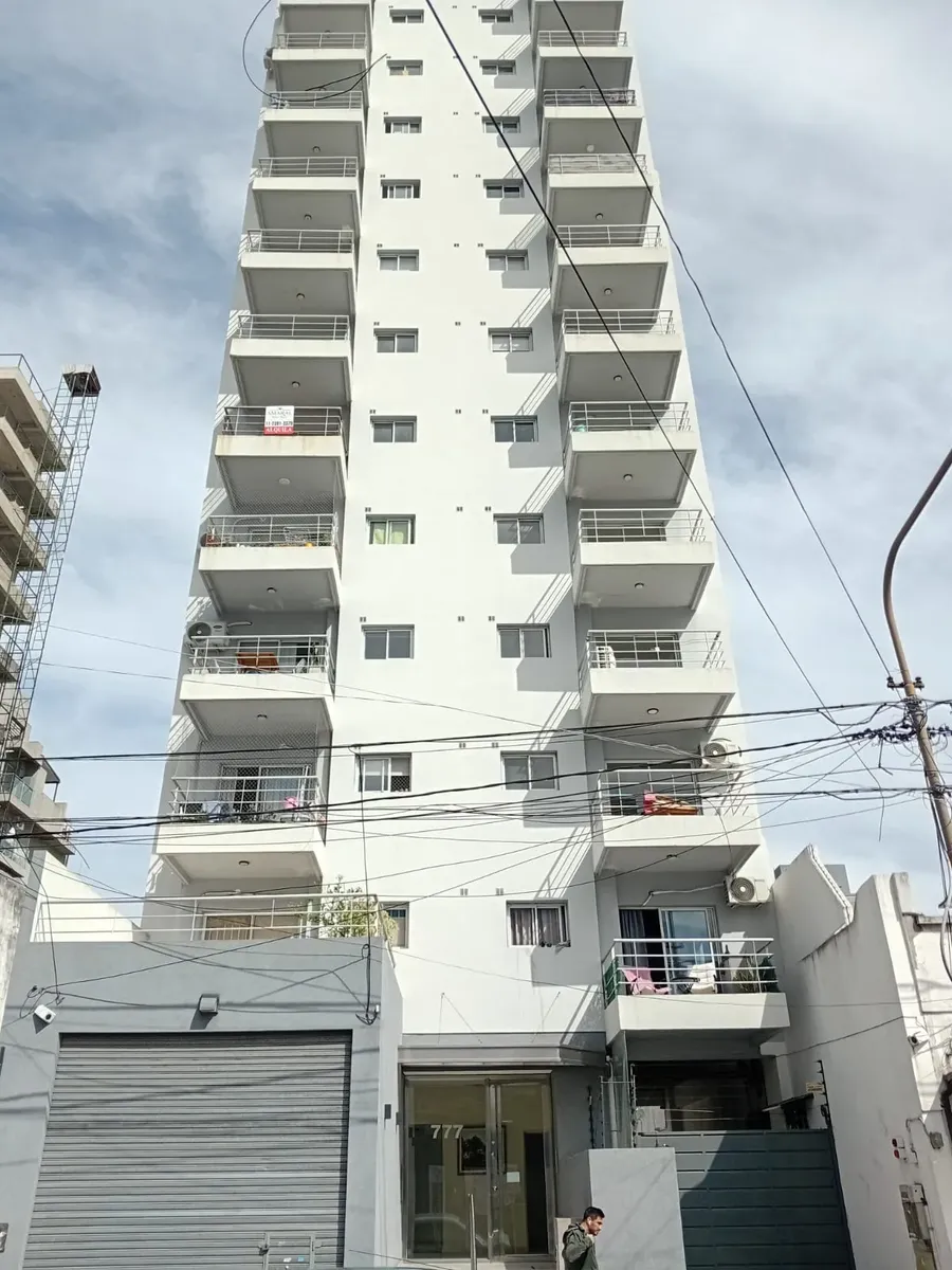 Two-room apartment in Quilmes Centro