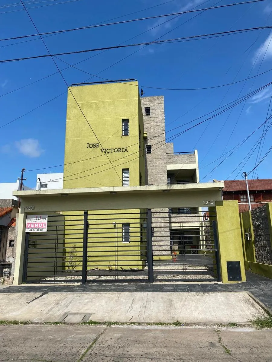 Apartamento de dois ambientes com 1 quarto em Quilmes Oeste