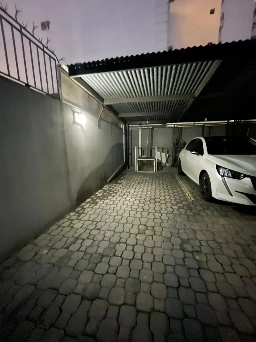 Two-room apartment with parking in Quilmes Centro