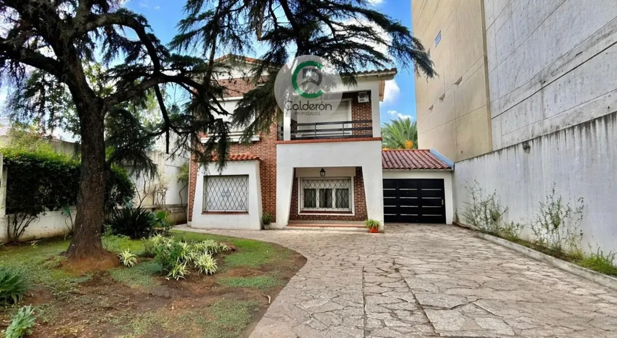 Casa En Alquiler Moreno Centro