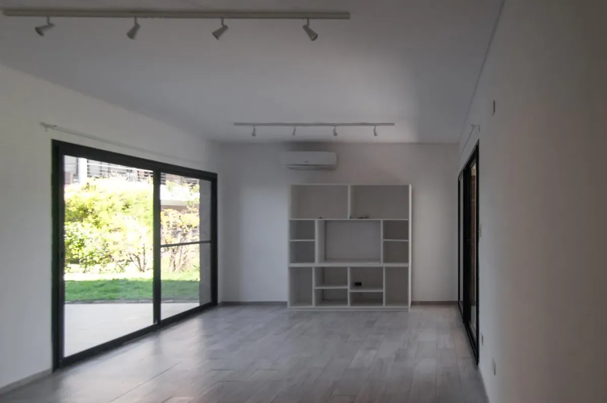 Two-bedroom apartment in Troncos del Talar