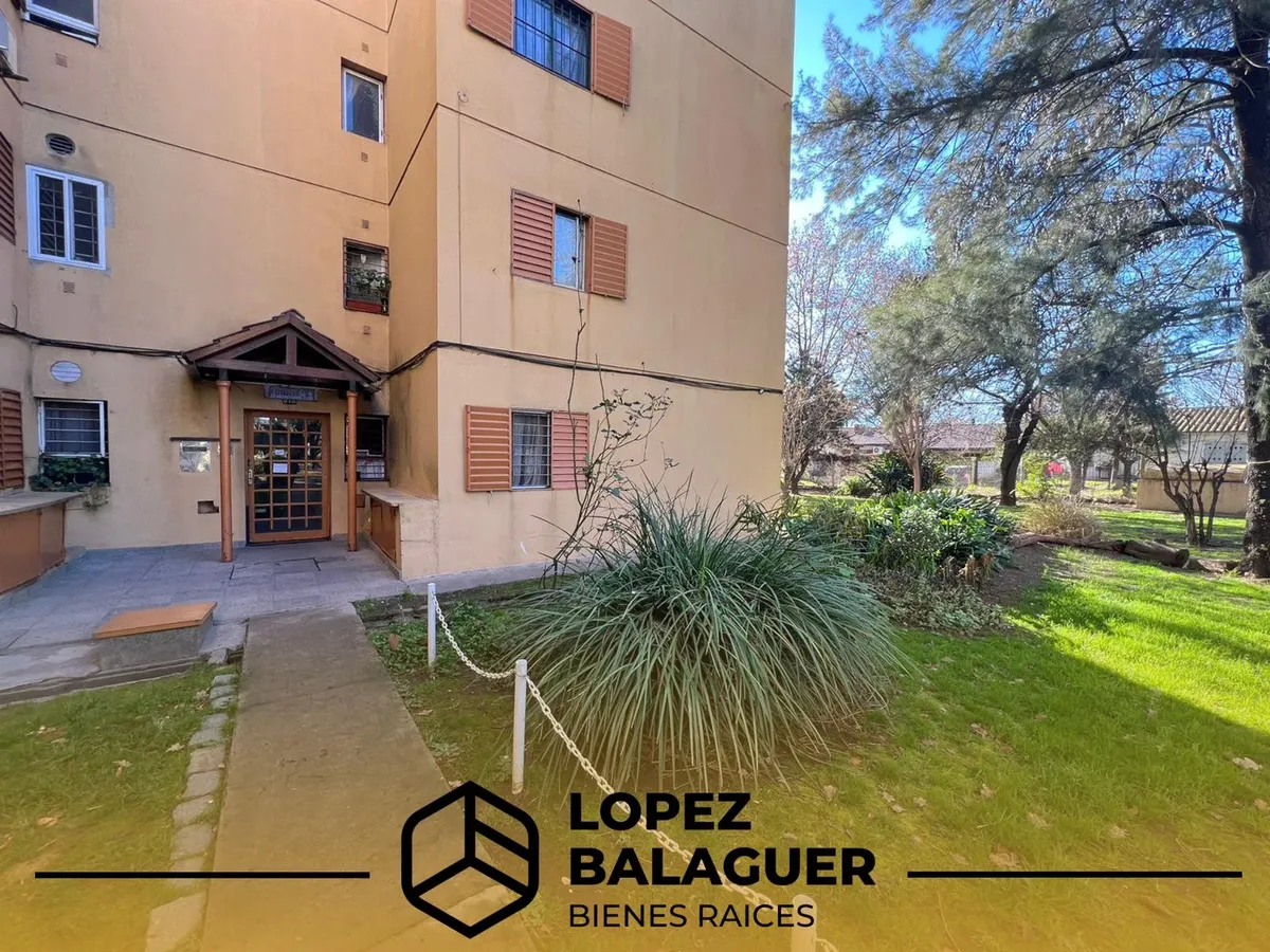 Departamento de 4 ambientes con 3 dormitorios en Villa Rossi, Ciudad Evita