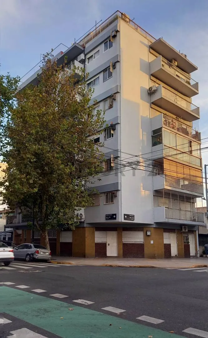 Apartamento de 2 ambientes com 1 quarto em Villa General Mitre