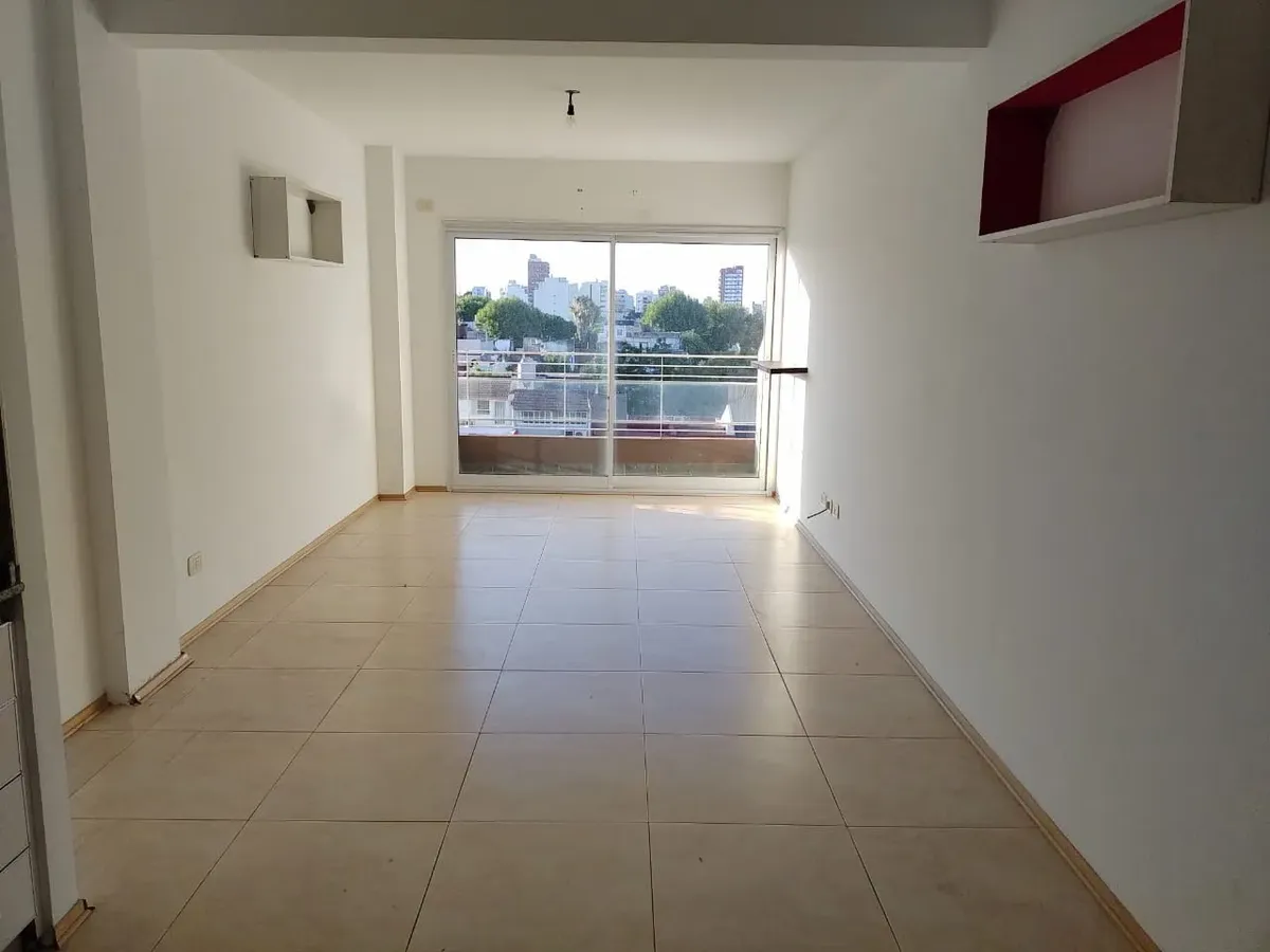 Kitnet com varanda em Villa Devoto