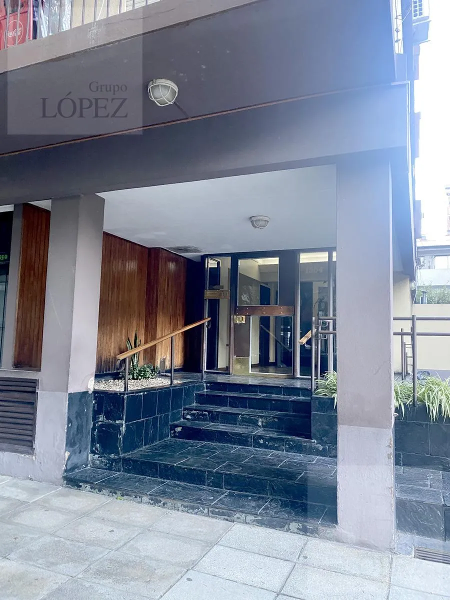 Two-room apartment for rent in Vicente López near Av. Maipú