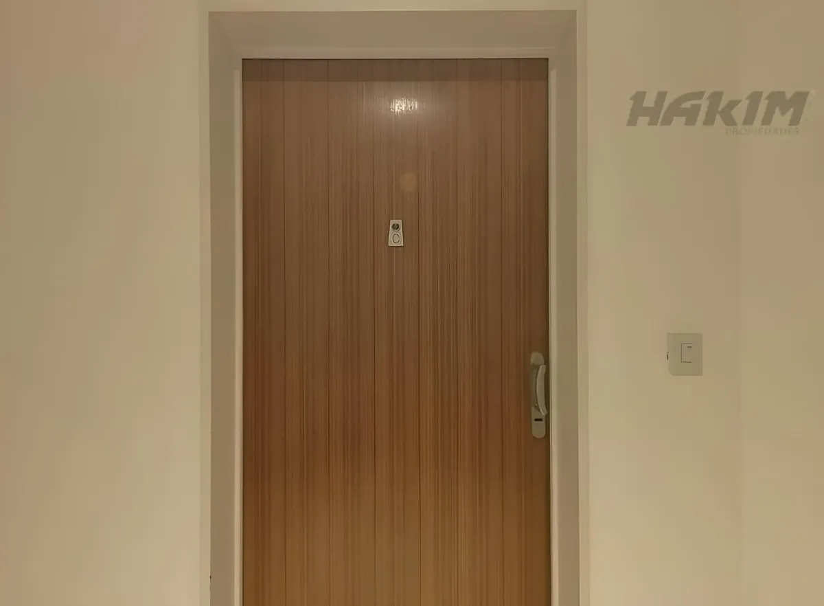 Kitnet com varanda em Villa Crespo