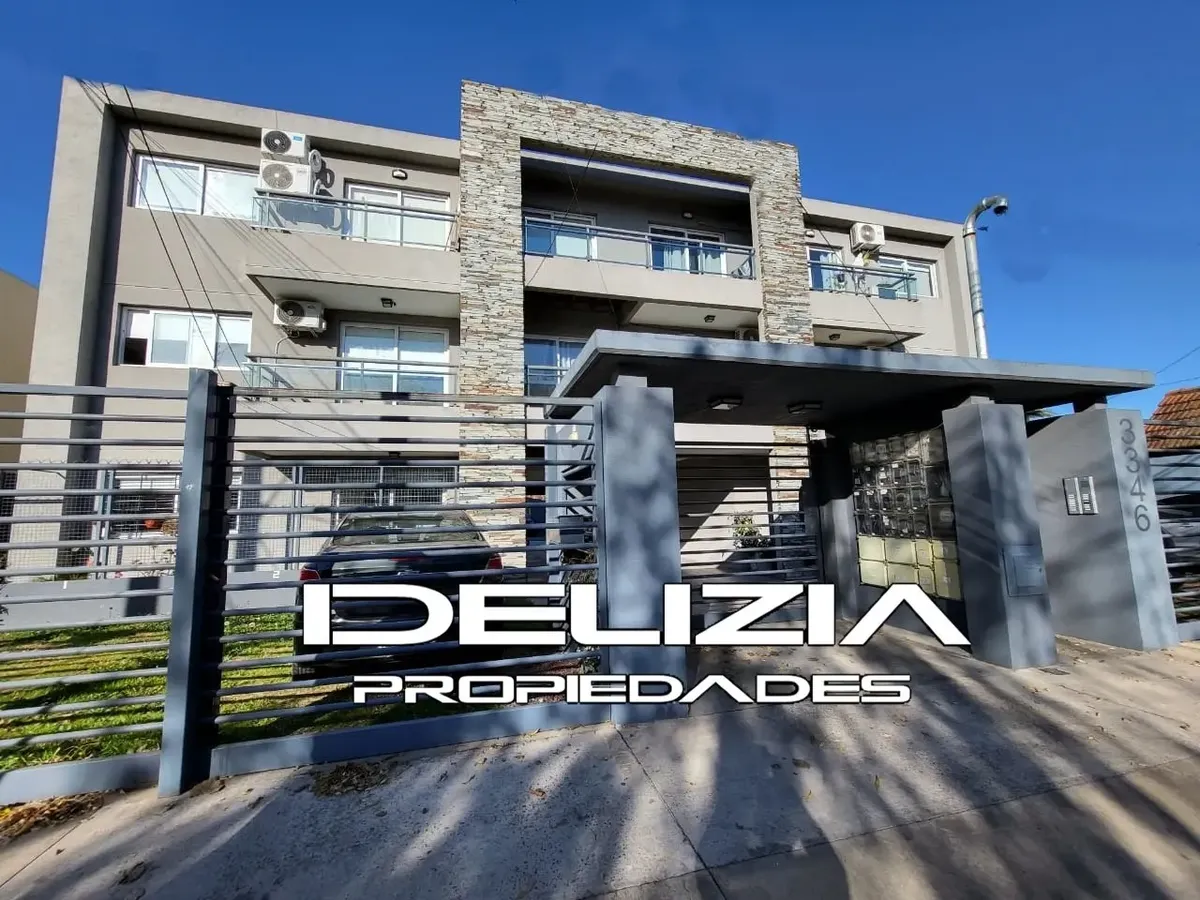 Departamento de 2 ambientes con cochera en Castelar Norte (Morón)