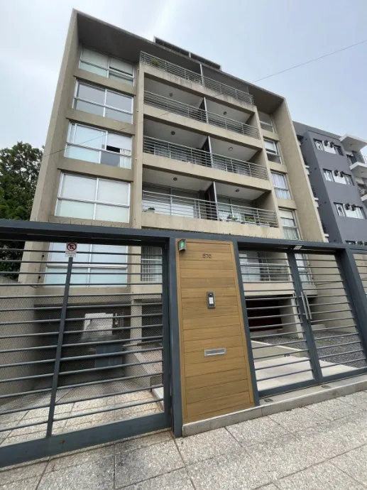 Departamento de 2 ambientes con cochera en Castelar