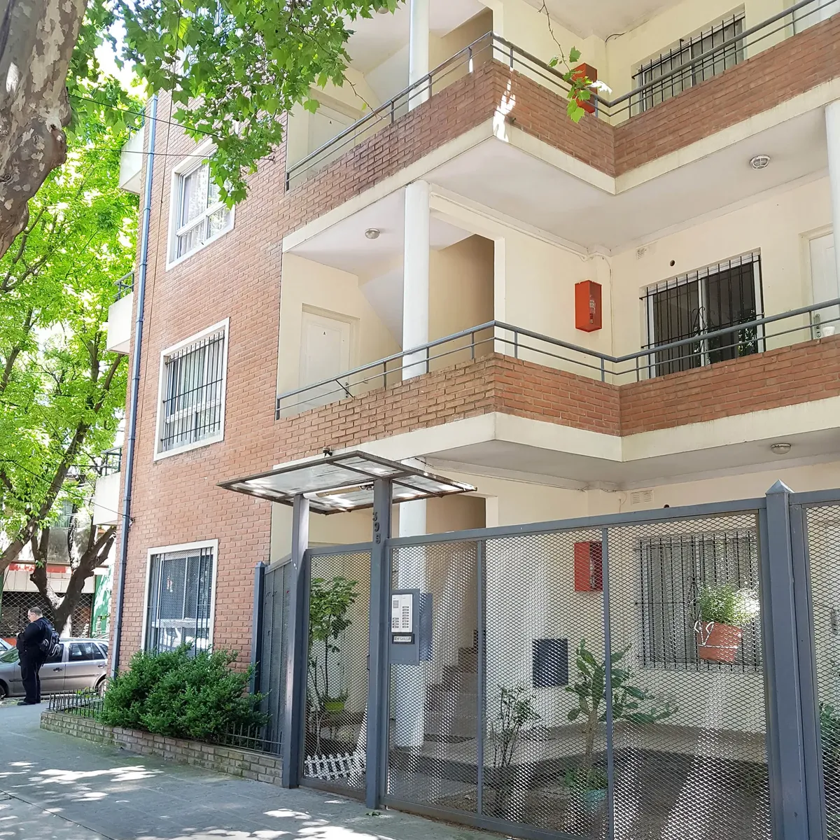 Departamento de 2 ambientes en Morón Sur