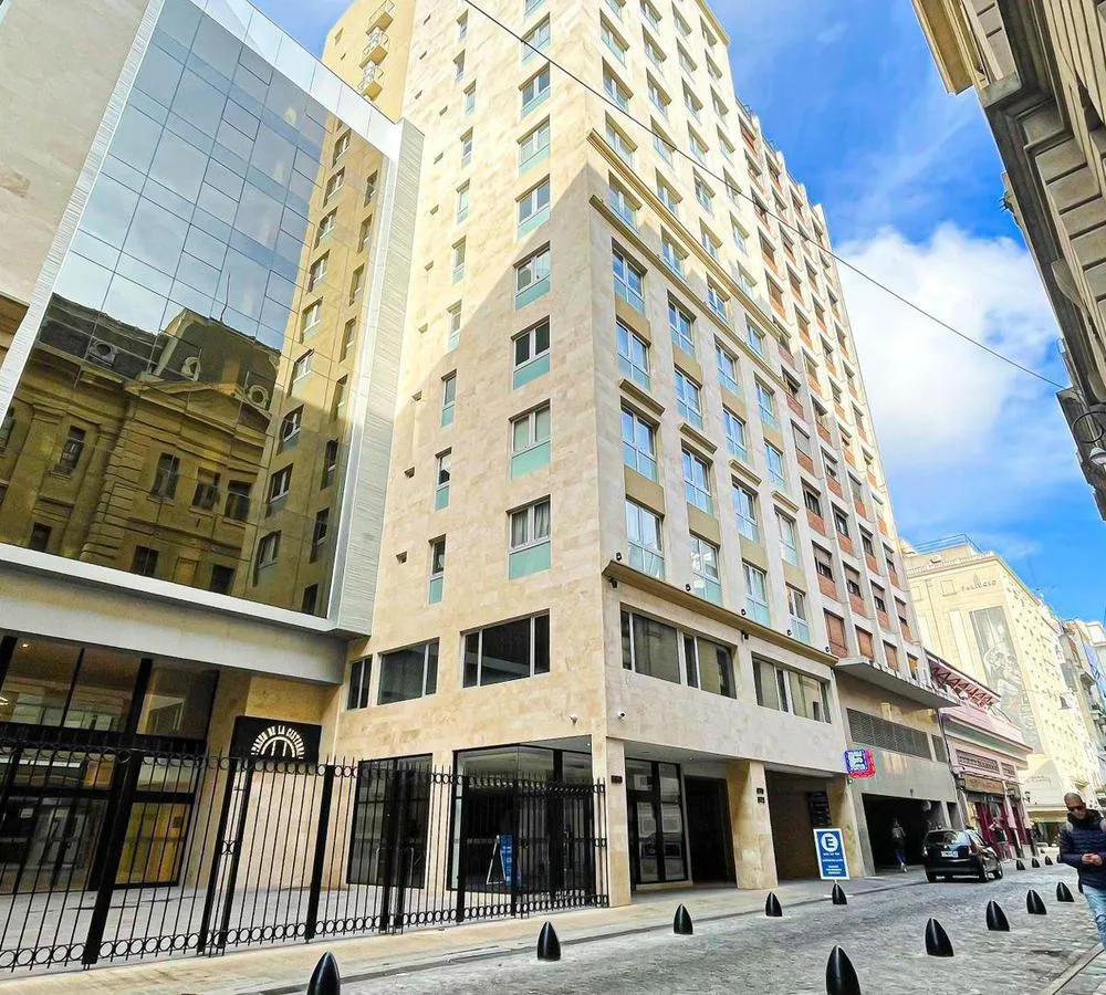 Kitnet mobiliada no 13º andar em Monserrat