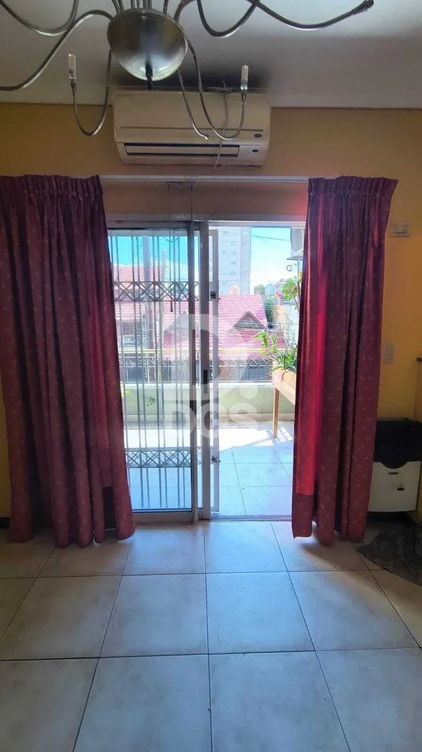 Apartamento de 2 ambientes com 1 quarto em Lanús Oeste