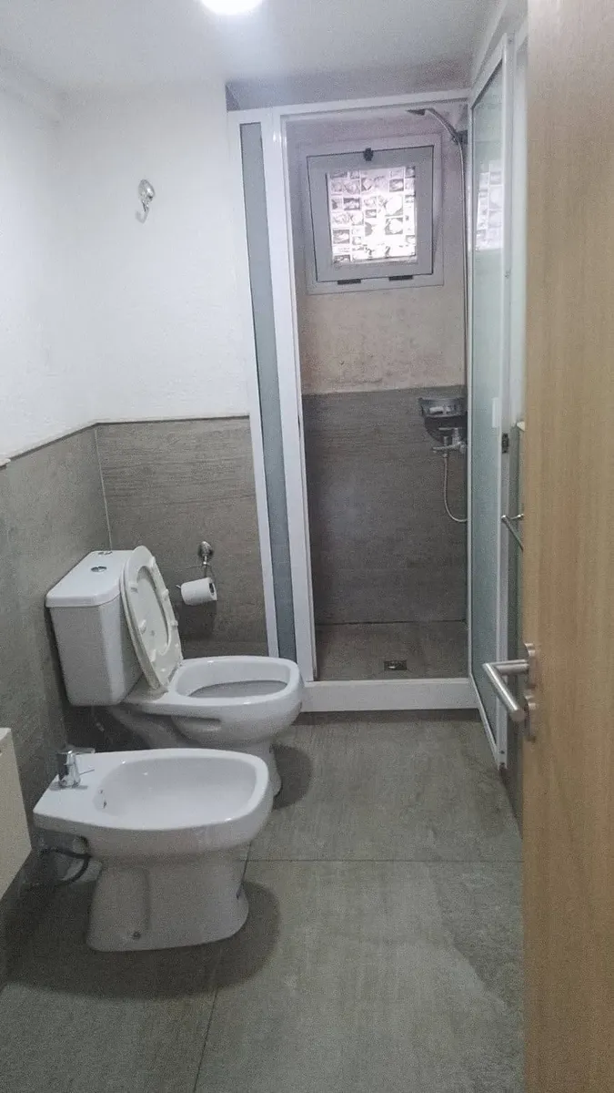 Departamento de 2 ambientes en Morón con balcón en 3er piso