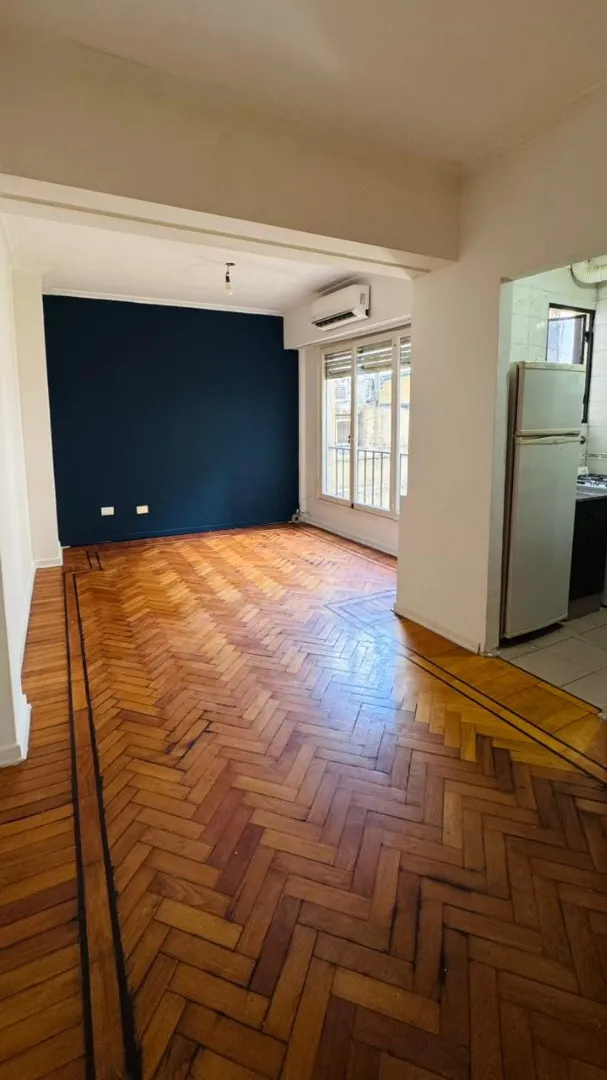 Apartamento de 2 dormitórios para alugar em Balvanera
