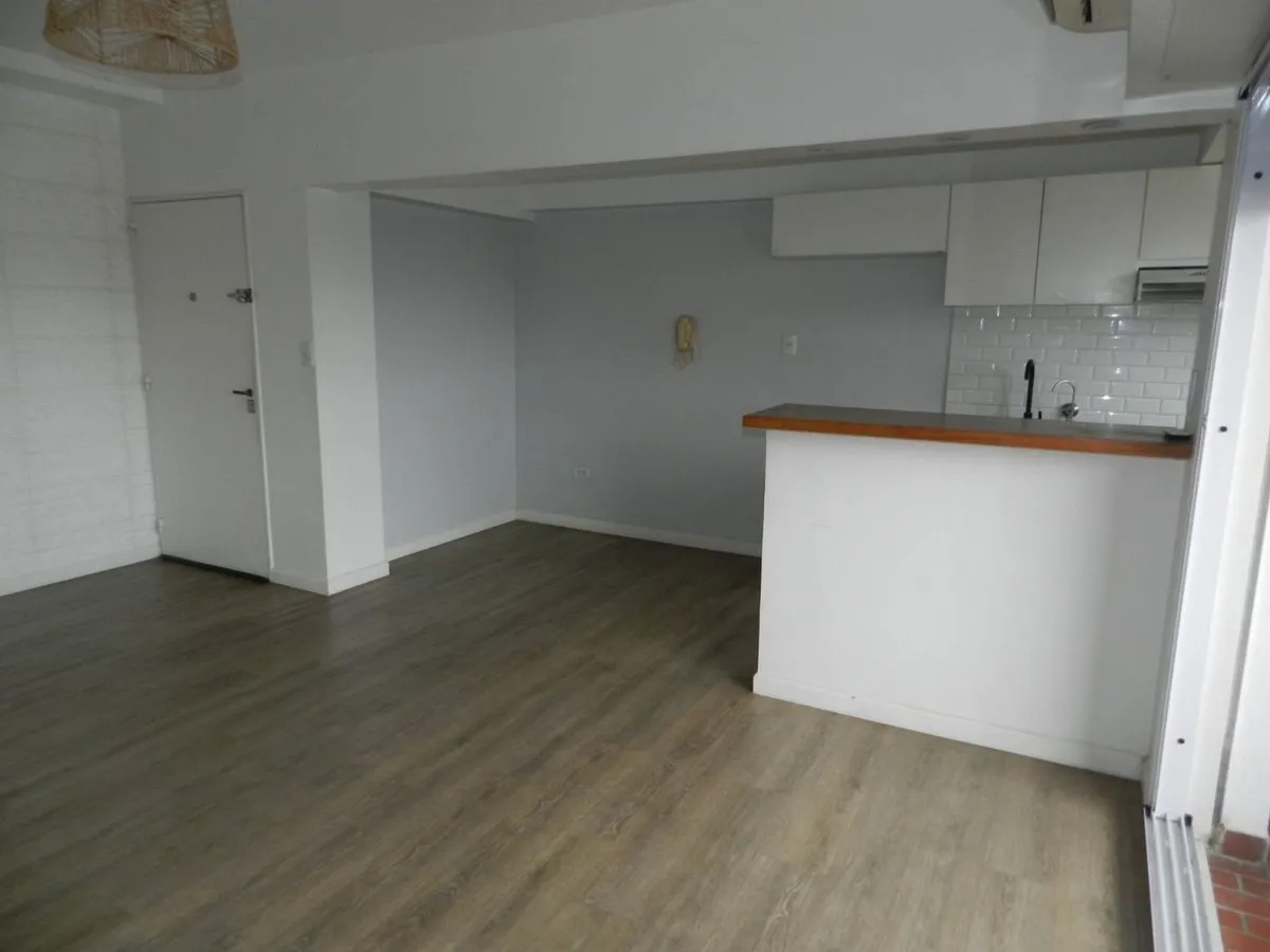 Departamento de 3 ambientes en Parque Patricios