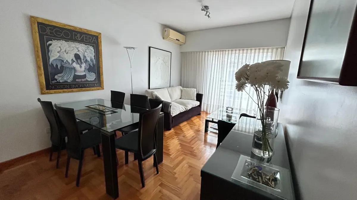 Fully furnished two-bedroom apartment in Recoleta
