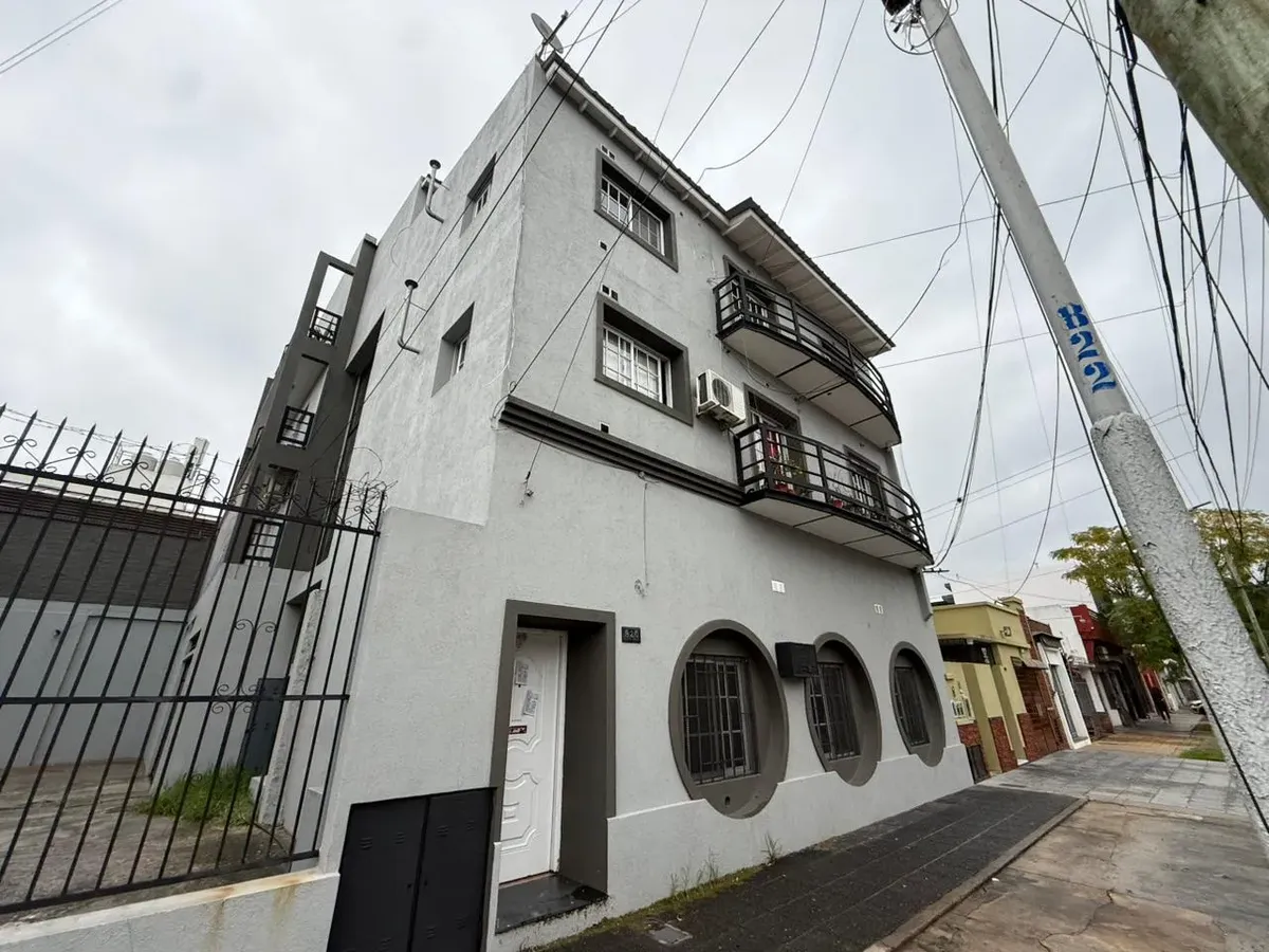 Departamento de 2 ambientes en planta baja en Villa Dominico