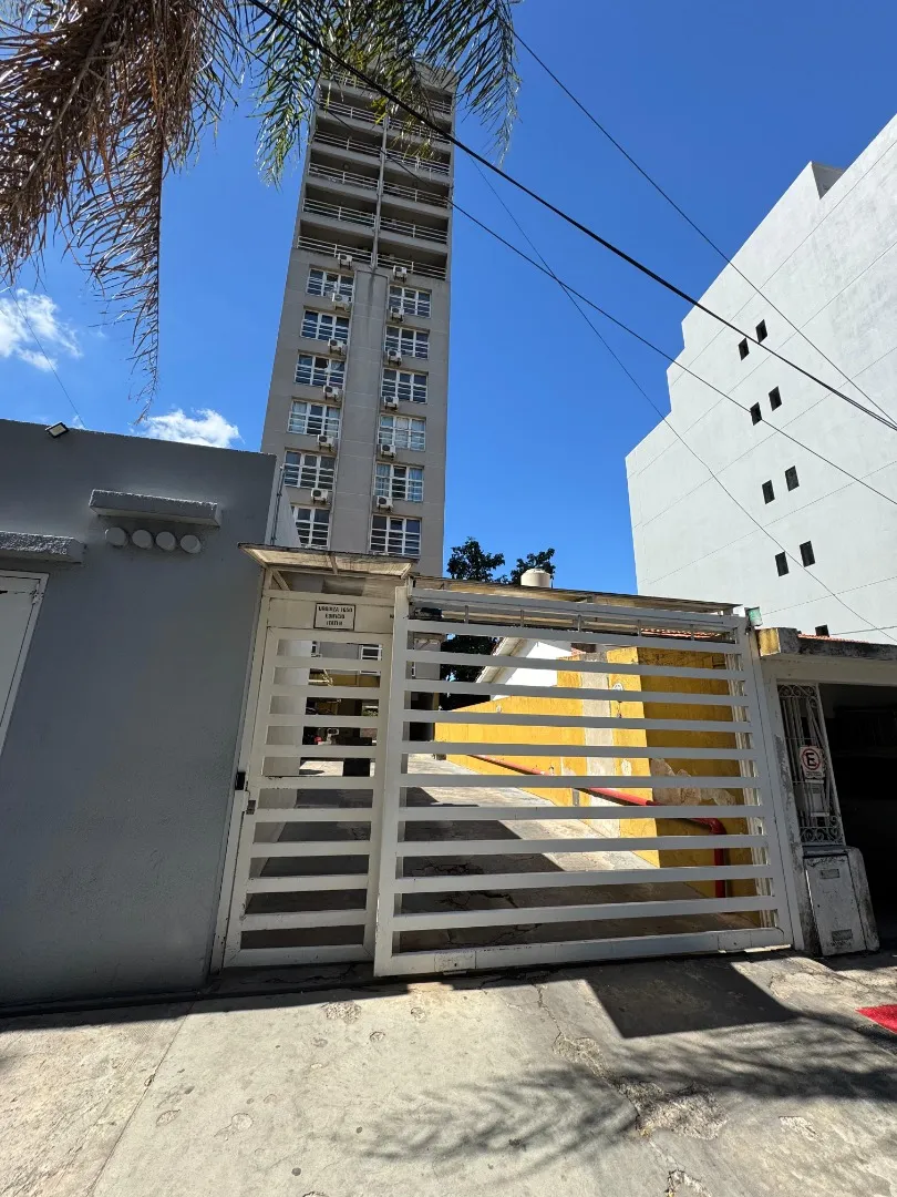 Kitnet com vaga de garagem em San Miguel