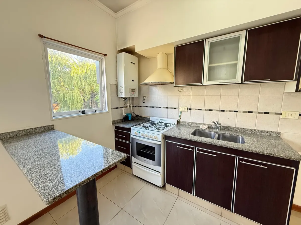 Departamento de 2 ambientes en alquiler en Villa Sarmiento
