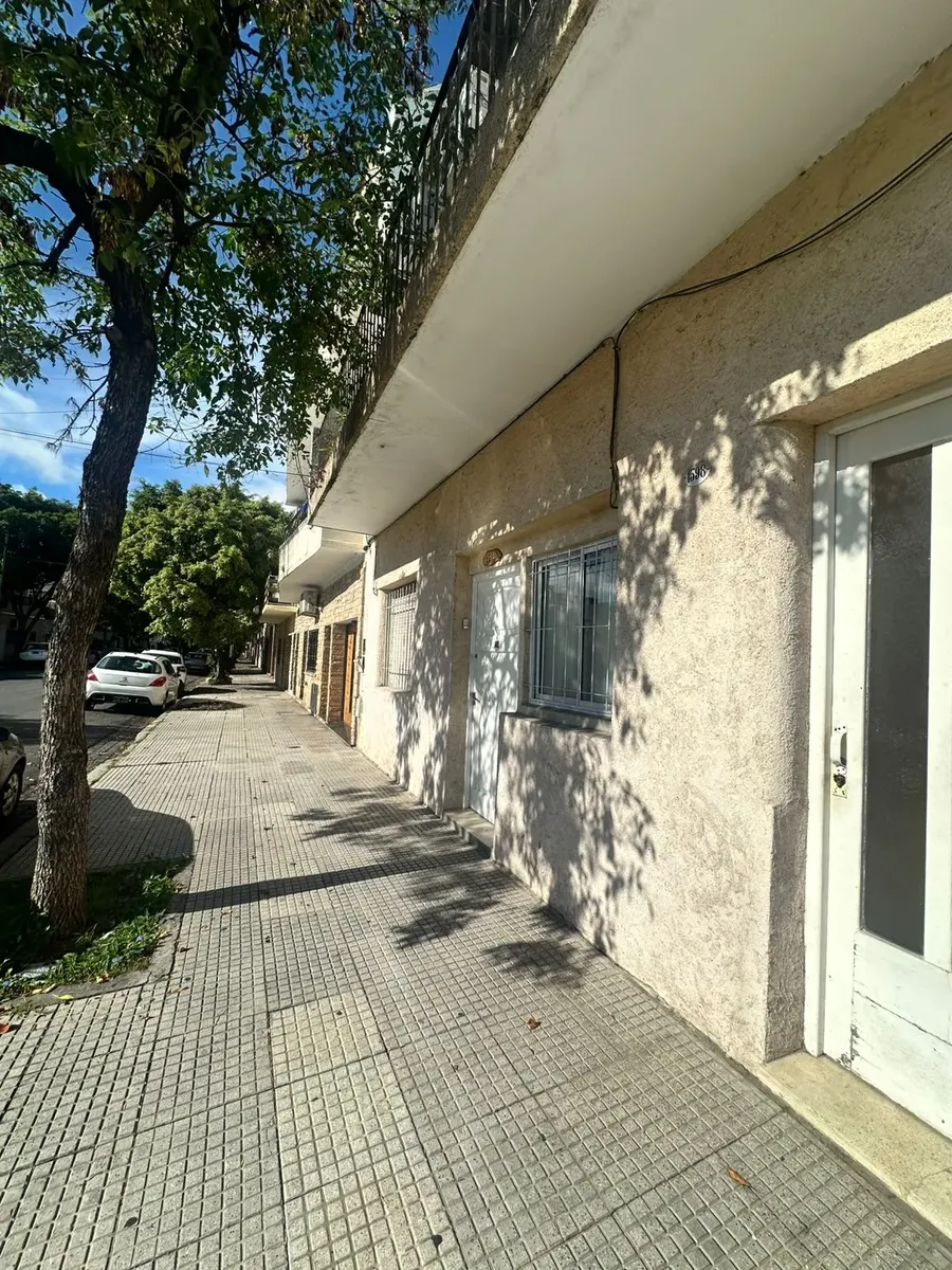 PH de 3 ambientes con balcón y terraza en Villa Santa Rita