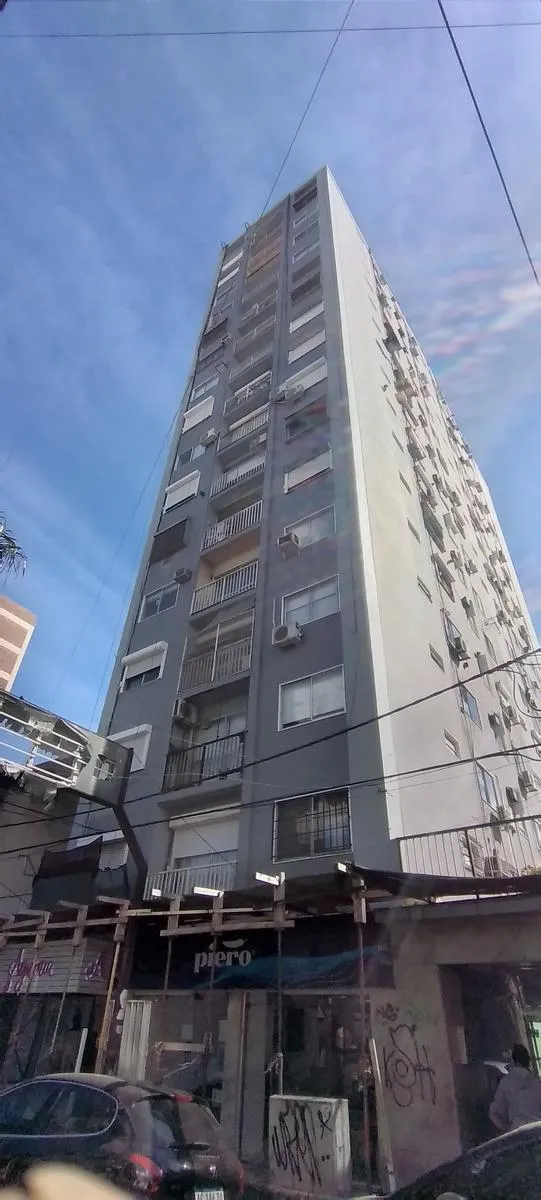 Two-room apartment with professional use in Ramos Mejía Centro