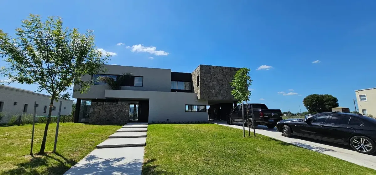 Casa En Alquiler En Terravista, General Rodriguez