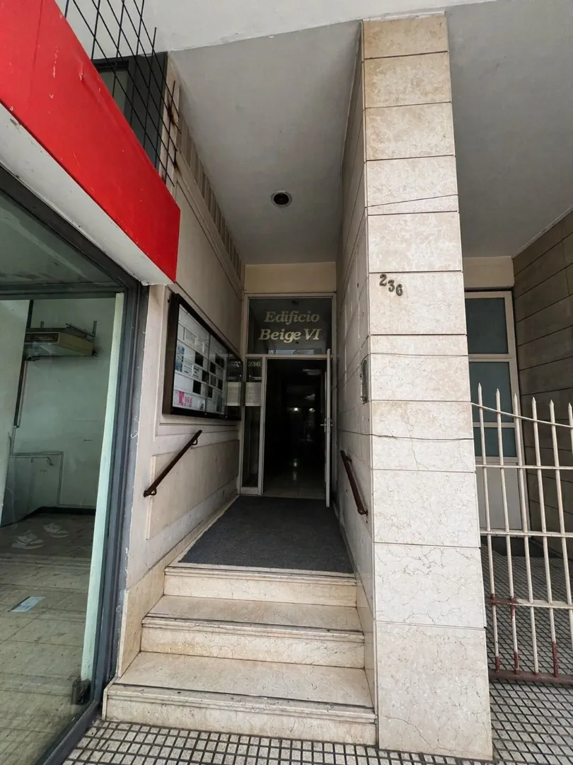 Квартира с двумя комнатами и мебелью в Morón
