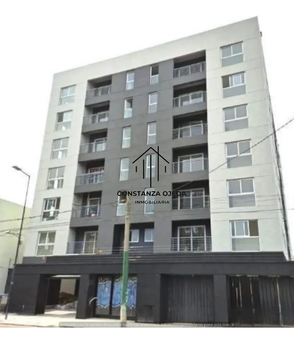 Apartamento de dois ambientes com 1 quarto e vaga de garagem em Ituzaingó