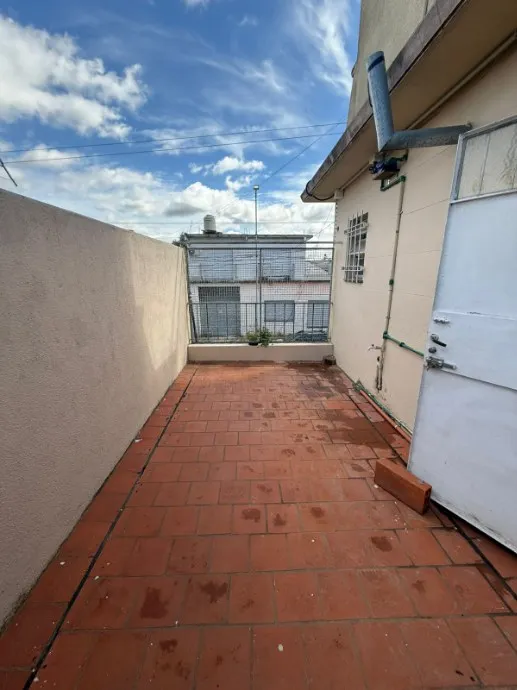 Monoambiente En Alquiler En Moron Sur