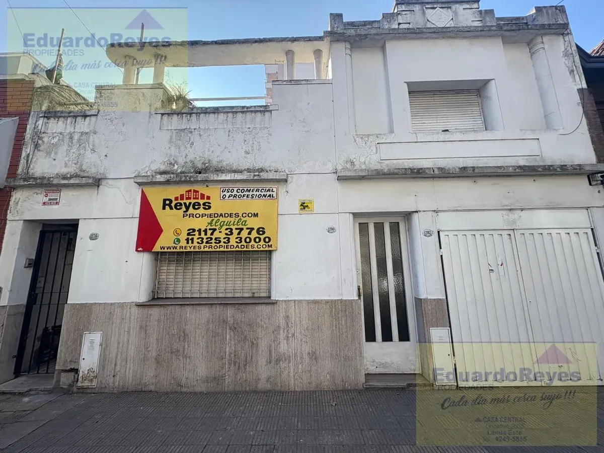 Casa de 3 dormitórios em Lanús Este
