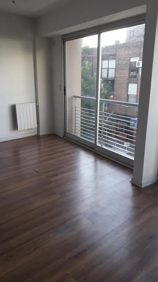 Departamento de 2 ambientes con cochera en San Isidro