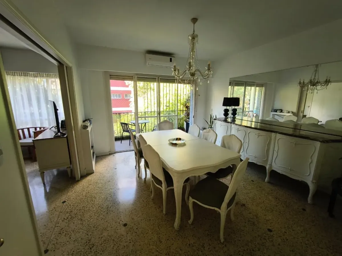 Furnished four-room apartment in Villa Crespo