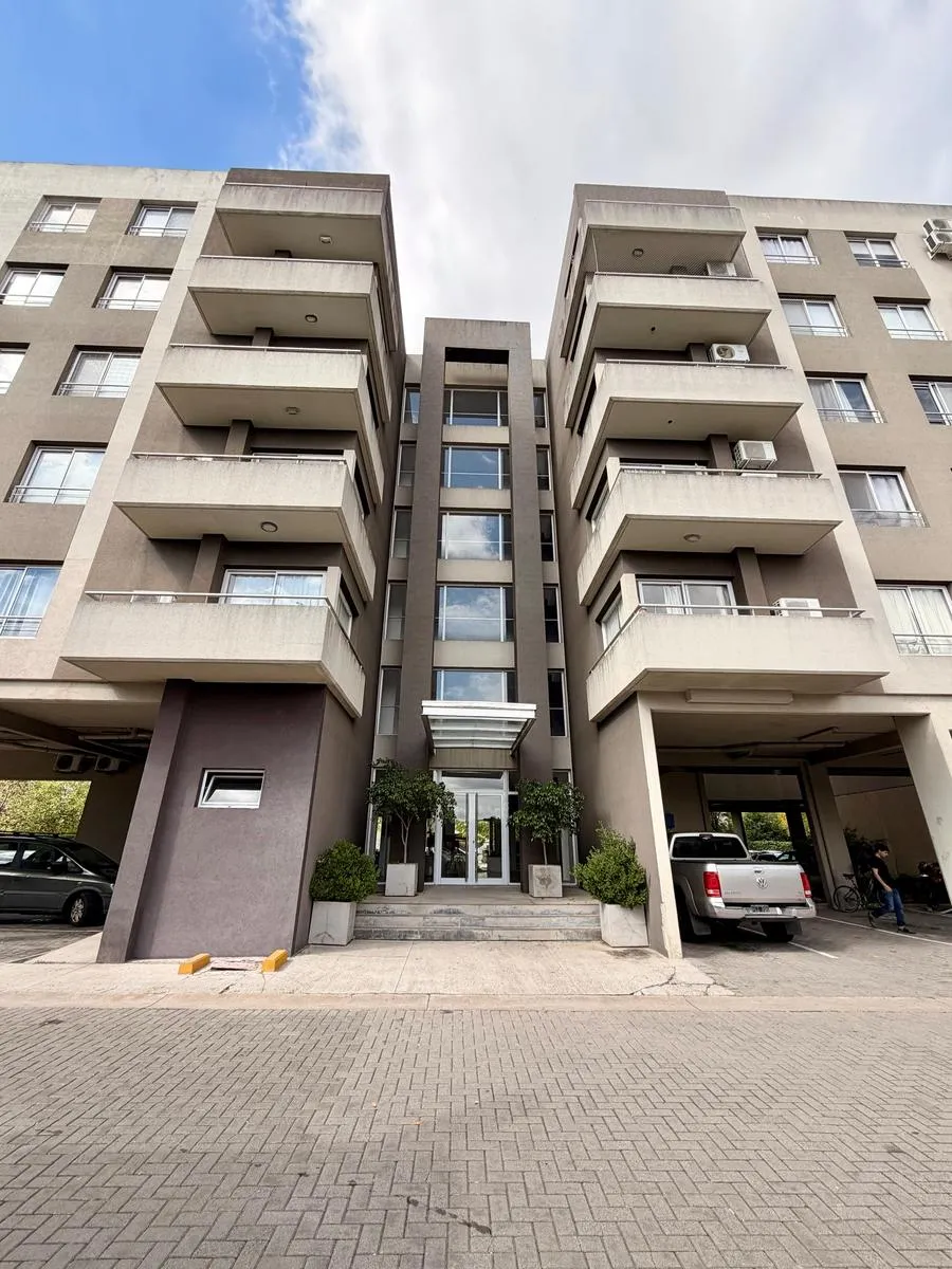 Departamento de 2 ambientes con balcón en Nordelta