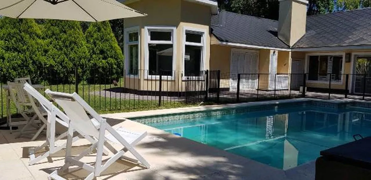 House for rent with 3 bedrooms in Country Boca Raton