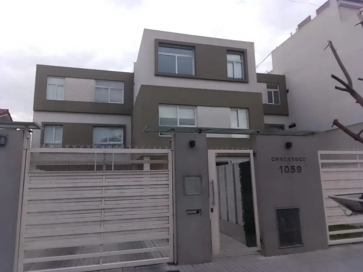 Departamento de 2 ambientes con cochera en Ramos Mejía