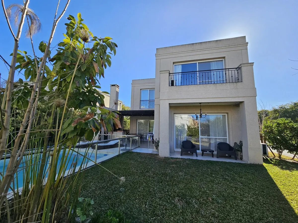 Casa para aluguel mobiliada em Tigre