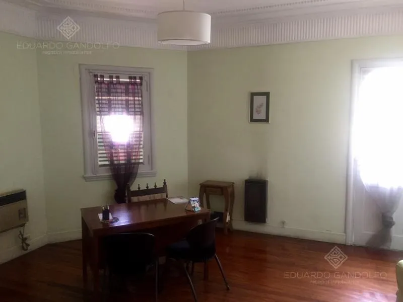Apartamento de estúdio em andar elevado na Avenida