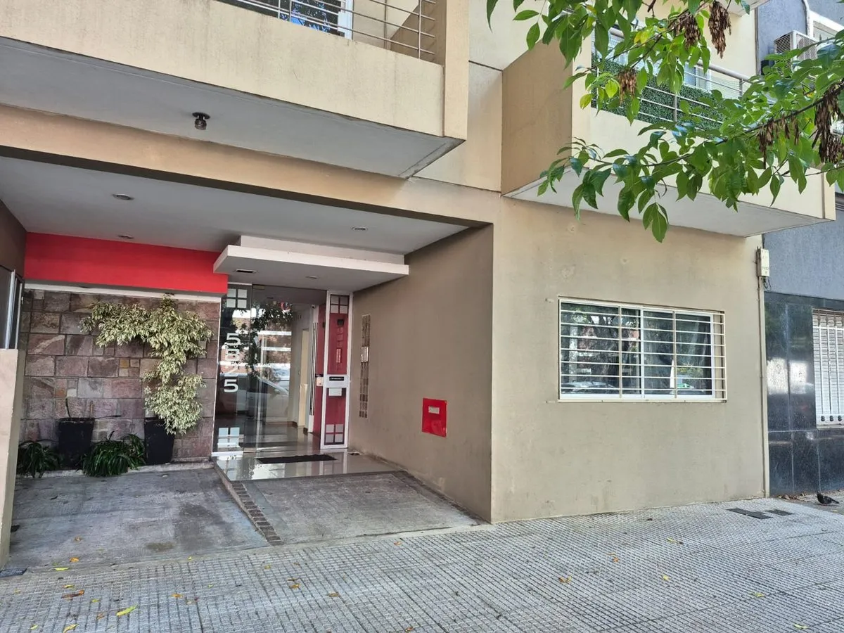 Monoambiente con balcón en Villa Urquiza