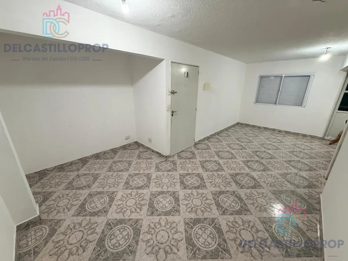 Four-room apartment in Mil Viviendas complex in Buenos Aires