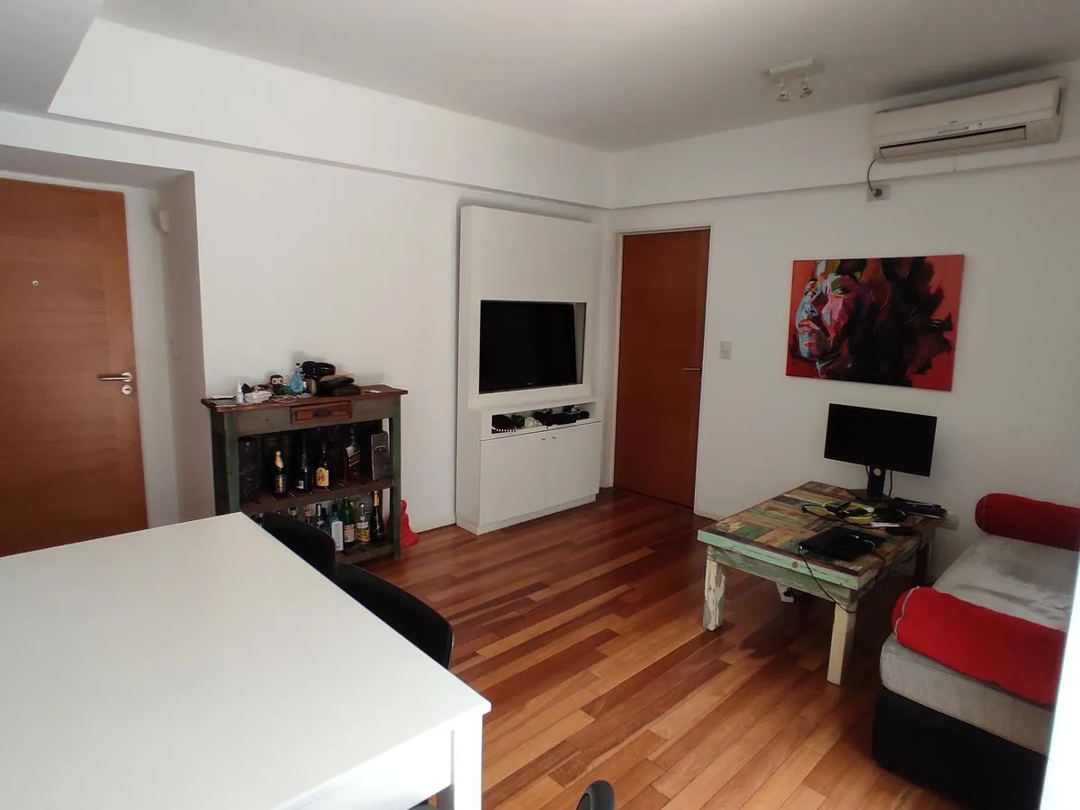 Unfurnished two-room apartment with terrace and pool in Belgrano