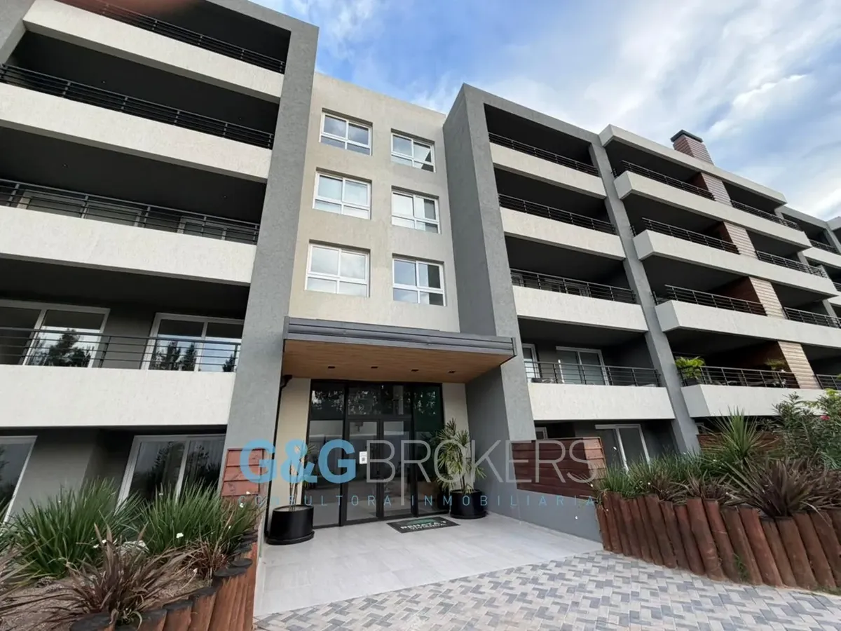 Departamento En Alquiler En Distrito T